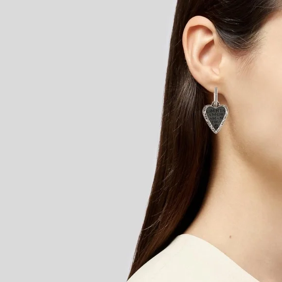 Gucci Sterling Silver Omnia Amor Aman Tibus Drop Heart Earrings - Picture 4 of 9